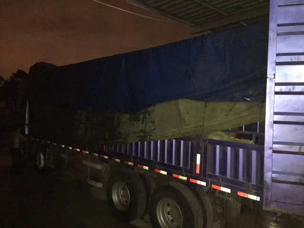 急出貨在晚上裝貨案例4