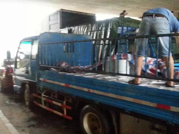 小型設(shè)備物流運輸案例3